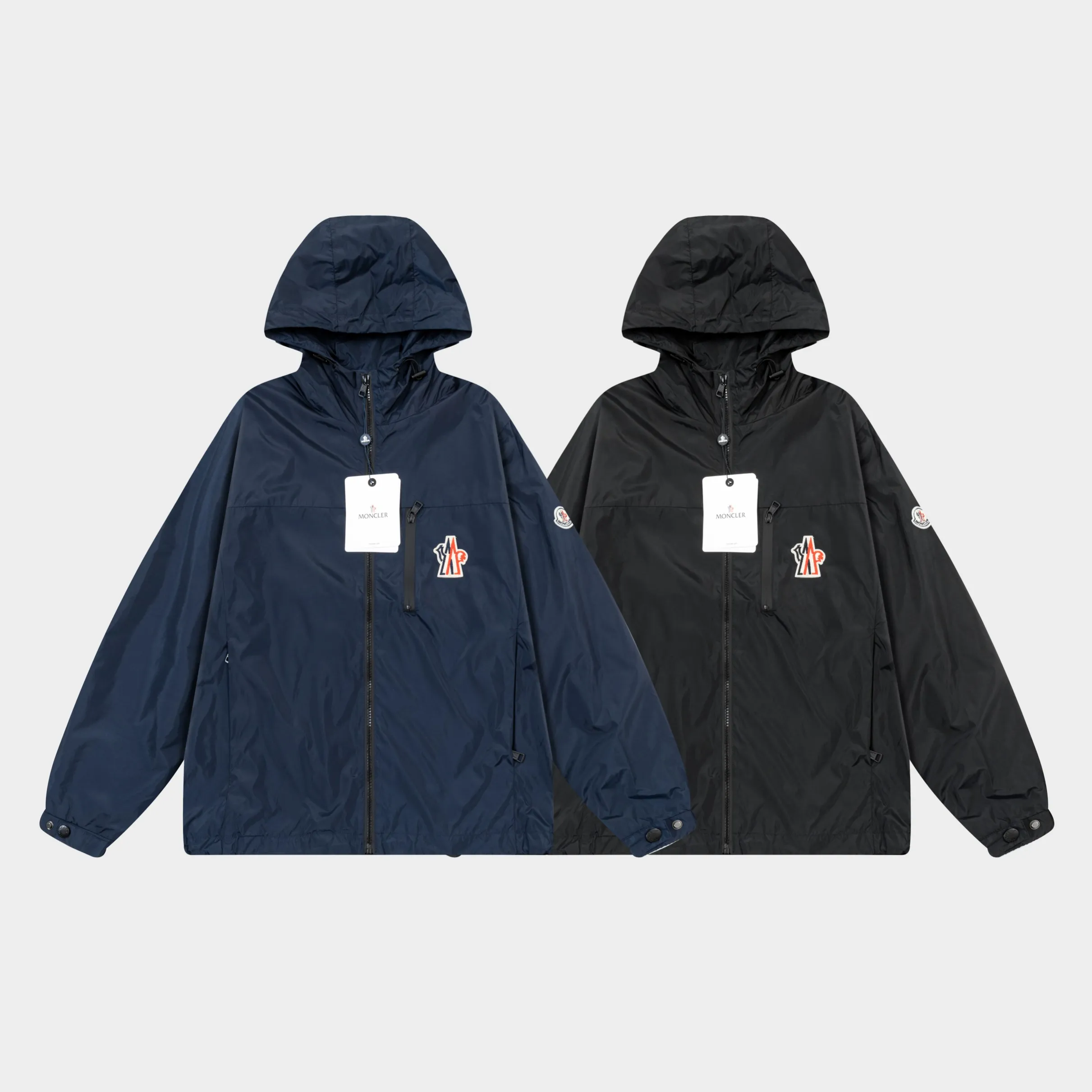 P410 2025 MONCLER new autumn and winter products Customized hardware Embroidered Logo. High-quality hooded jacket Mainly recommended version Selected custom fabrics Higher grade High-density memory brushed lining More fashionable and comfortable High-standard customization The upper body is very stylish Classic and versatile Can be matched with any fashion The fit is super good and highly recommended!  Color: royal blue black Size: M-3XL
