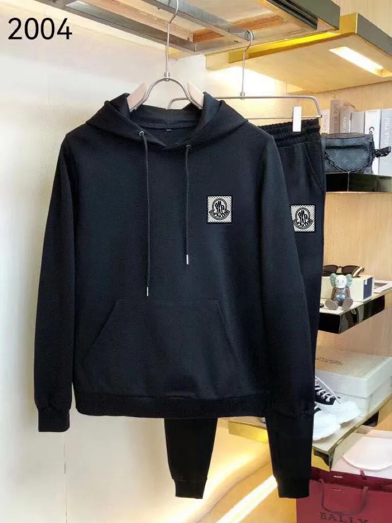 P380 💰 [MONCLER Mouth Covering] (Gospel for Fatty) hot-selling suit is coming. Focus on the original version of the official website. 2025 new hot-selling sweatshirt suit. The original order is hard to buy🇭🇰. It is the meticulous work of top designers for a fitting and perfect upper body effect. All-natural high-quality Roman cotton 100%, close-fitting comfort, noble and elegant! Original hardware embodies elegance and nobility! Counter size: M-5XL (maximum wear up to 220 pounds)