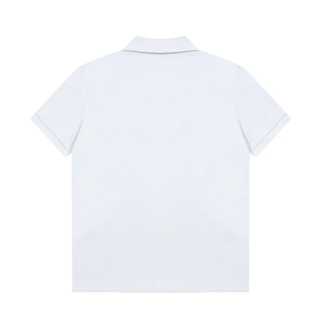 P180 Moncler Moncler classic LOGO exquisite Polo shirt upgraded, inspired by the retro of the 1980s. Original fabric Official same style Customized same vat dyed fabric Very comfortable to the touch Latest brick cabinet synchronization for spring and summer Fashionable and personalized Super versatile and good-looking Suitable for both men and women A must-have style Tag Collar label Washed wheat Complete with three labels Color: White Black Size: M-3XL