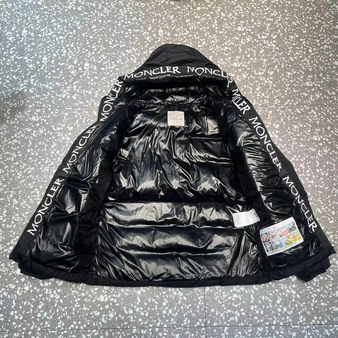 P800 ⬆️🆕❤️The Montclar jacket is a nod to the 80s brands that made Moncler a global icon. Waterproof with optimal insulation and an embroidered logo on the bonnet and trim, always on the podium. Jacket in down-quilted nylon raincoat fabric. Die-cast zip front placket and pockets. Moncler embroidered ribbon trim on the hood and inside jacket closure. Adjustable elastic drawcord hood and hem. Technical knit cuffs with Moncler signature. LG black label, white label, color: black white label, black black label, white black label, white white label, blue, red, code number: 12345