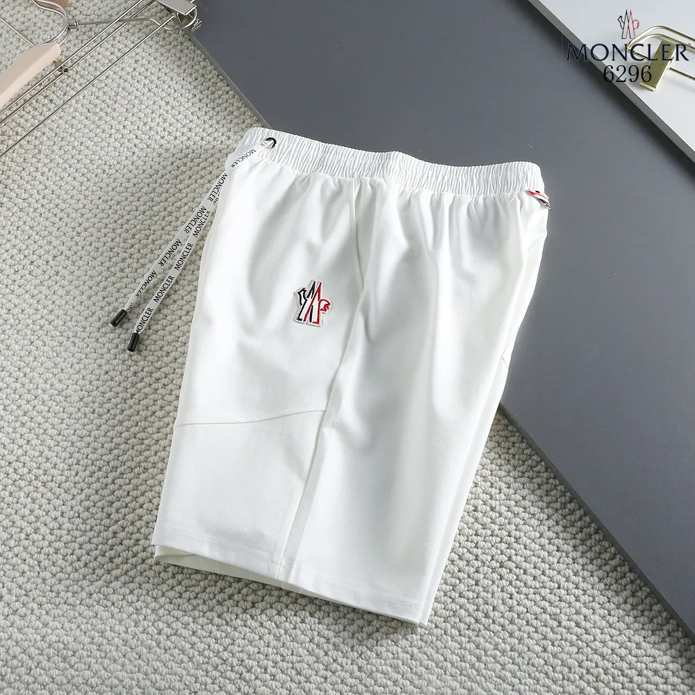 P210 🌸🌸 Moncler 2025 spring and summer new trousers [knitted trousers] feel comfortable to wear, low-key yet luxurious, very high-end, with pockets designed to be fashionable and high-end. Needless to say, the trousers style and tailoring needless to say, the upper body is exquisite and vivid. Really first-class and top-quality materials. Really top-level casual pants and elastic pants, of outstanding quality. After heavy washing, the trousers are very soft and not picky. The upper body is absolutely stylish. Extremely luxurious. Size:M-4XL