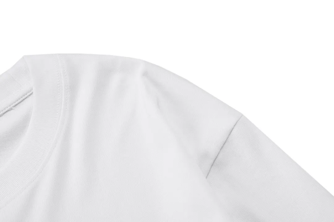 P170 Moncler 2025 new model, hollow letter logo, same style for men and women, long-sleeved T-shirt ·Customized 300g 100% double yarn pure cotton fabric ·Dyeing 32 counts double thread ·Collar label, hangtag, main mark and three labels complete Color: White Size: XS S M L