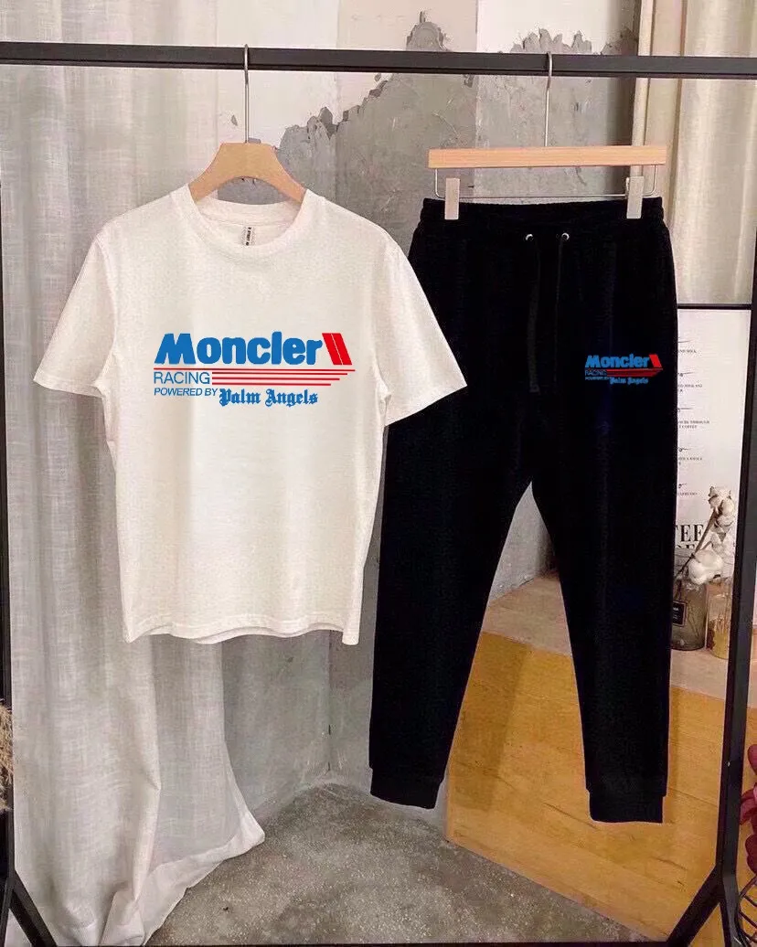 P320 [MONCLER] (Fat Man's Gospel) The same style as the 2025 official website. World-renowned luxury brand. Summer men's (double mercerized) high-quality 🐂 suit. It is made of imported original fabrics. It is a trendy style of the season and a versatile hit. Simple and elegant, precise workmanship allows you to be at the top of fashion. Size: M-5XL (can be worn up to 220 pounds)