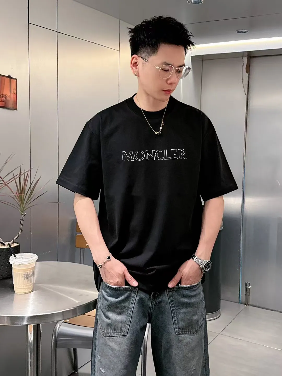 P140 🔥 [MONCLER] 2025FW short-sleeved T-shirt LOGO printing, high-end 26s double yarn 300g fabric, heavy fabric, custom stretcher rib, same vat and dye, complete three standards, same style for men and women, color: black, white, size: S M L XL 2XL