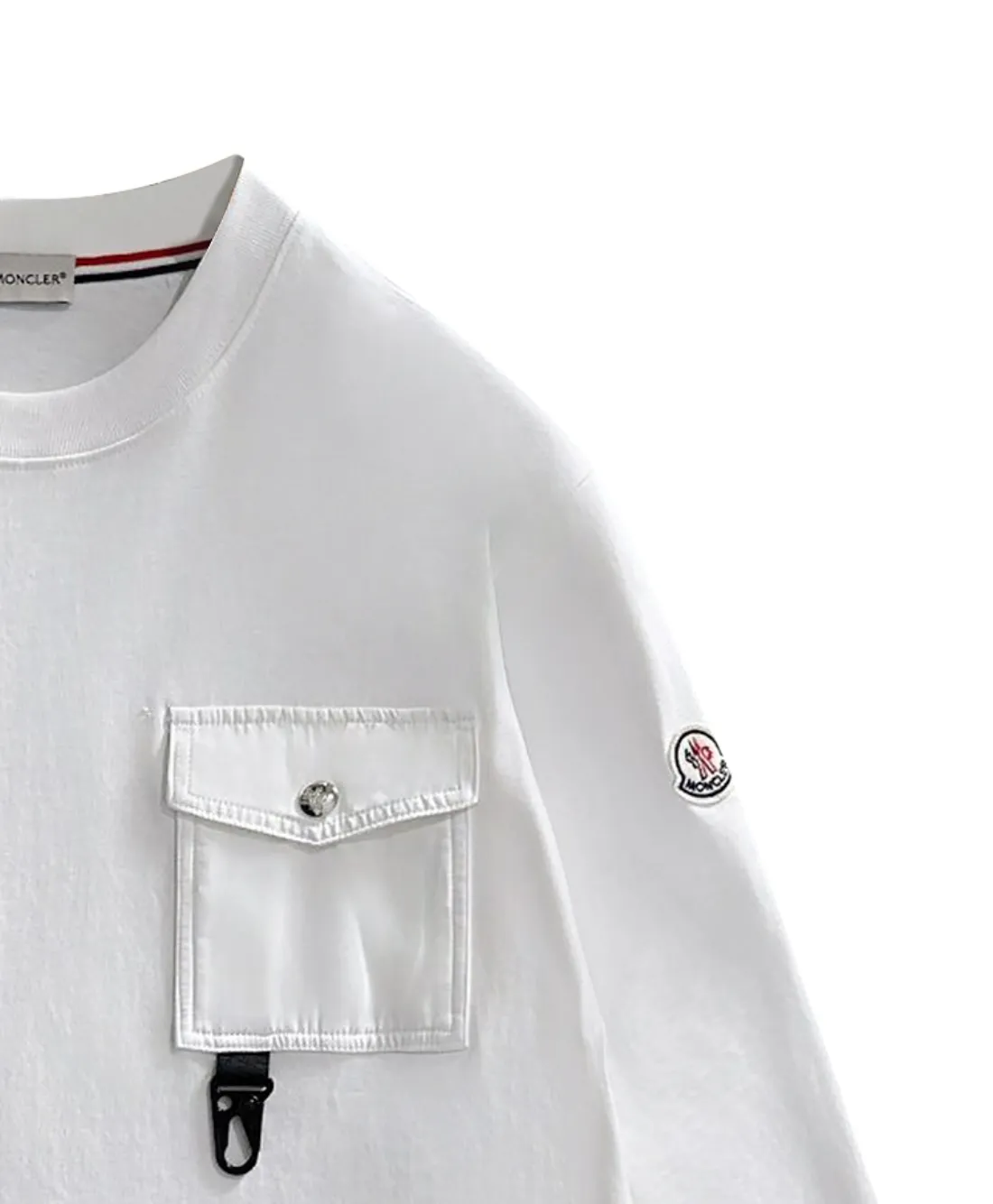 P190 Moncler 2025 new style Woven pocket splicing process Customized small logo Same style for men and women Long-sleeved T-shirt · Customized 280g pure cotton fabric · Custom dyed 32-count double-strand thread · Collar label, hangtag, main mark and three complete labels Color: White Size: XS S M L