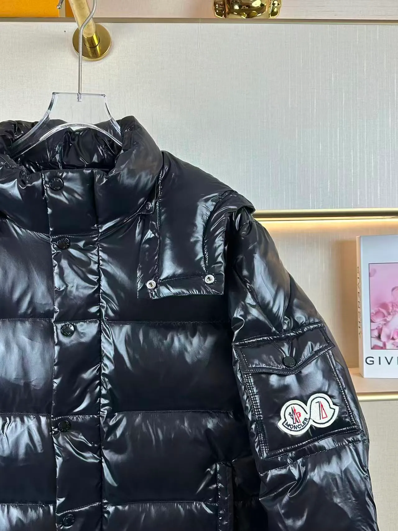 P660 new winter cotton clothing, Mengjia Maya classic style, same style for men and women, excellent thermal insulation effect, three-proof nylon material, custom zipper, double-layer gallbladder, Moncler/mask, two-color black, white, size M.L.XL.2XL3XL,