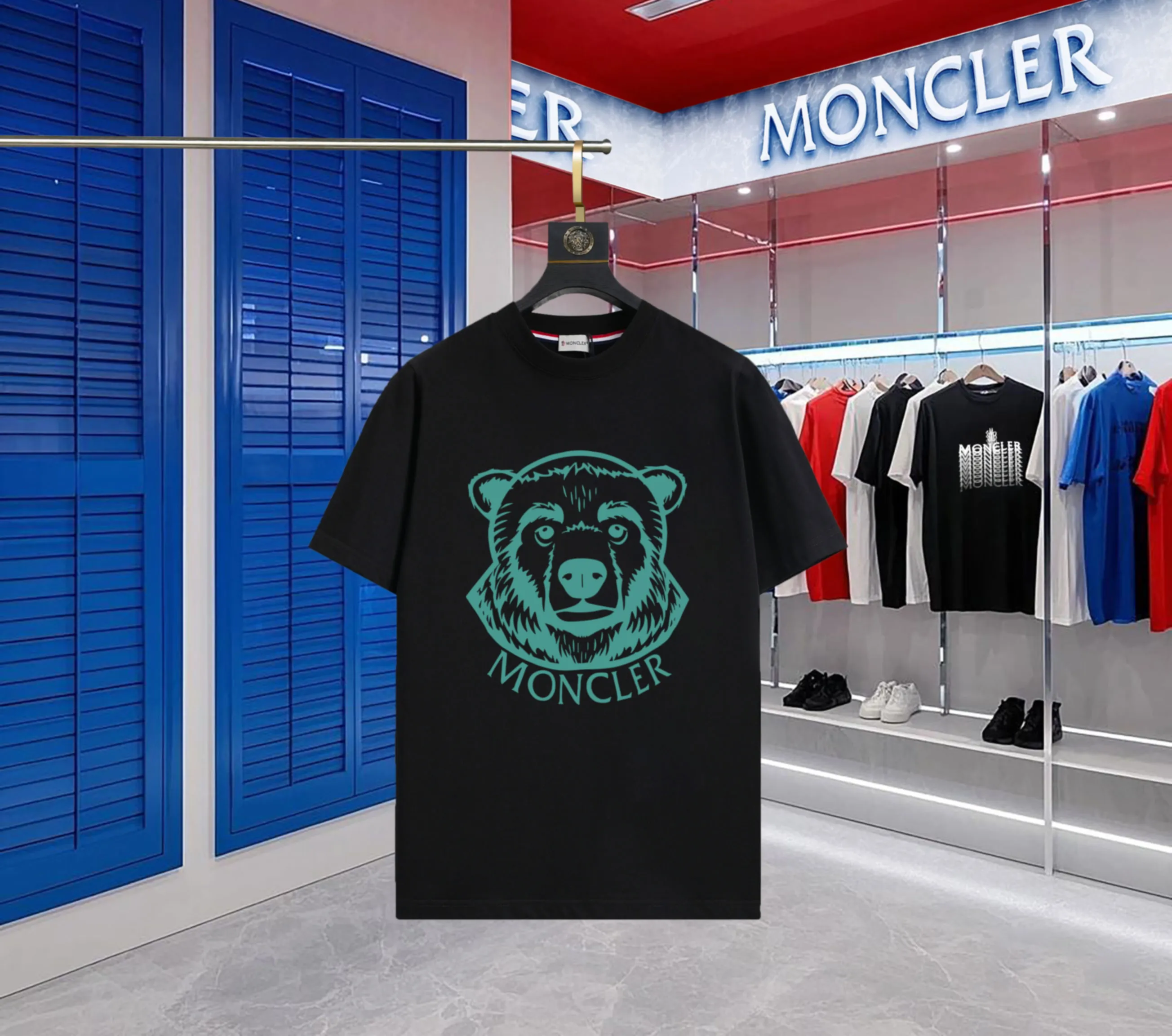 P140 Upgraded version "Mobile phone smart sensor ~ NFC chip armband ~ Direct access to the official website for anti-counterfeiting" "Moncler ~ Mouth Mouth" 2025 new high-quality round neck short-sleeved T-shirt. The cuffs have imported embroidered labels. Customized dyeing, very comfortable to touch. Super versatile and good-looking short-sleeved. Complete with three labels. Non-market ordinary version. Feel free to compare. Quality is absolutely guaranteed! ‼ First of all, this original fabric is all custom-woven with 32-count double yarn fabric, 250G, and the weight is the same‼ Fine workmanship, double waistcoat method, double waistcoat method, double waistcoat method makes the whole dress more three-dimensional, which is not a craft that ordinary T-shirts can achieve🤪 Size: S-M-L-XL-2XL Color: black, white, apricot, same style for men and women