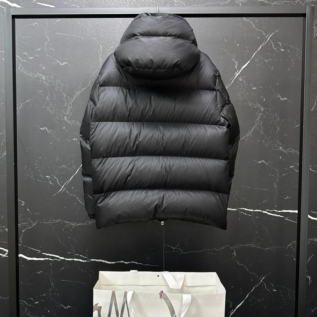 P860 𝑴𝒐𝒏𝒄𝒍𝒆𝒓｜Moncler/Moncler 25𝒔𝒔 Couyere new autumn and winter hooded [removable] light luxury fashion star's same style thickened down jacket for men and women T62# 𝑺𝒊𝒛𝒆：𝟭# 𝟮# 𝟯# 𝟰# 𝟱# Product color: black, silver gray
