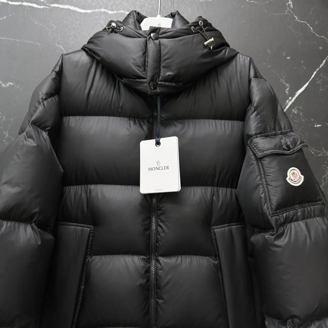 P860 𝑴𝒐𝒏𝒄𝒍𝒆𝒓｜Moncler/Moncler 25𝒔𝒔 Couyere new autumn and winter hooded [removable] light luxury fashion star's same style thickened down jacket for men and women T62# 𝑺𝒊𝒛𝒆：𝟭# 𝟮# 𝟯# 𝟰# 𝟱# Product color: black, silver gray