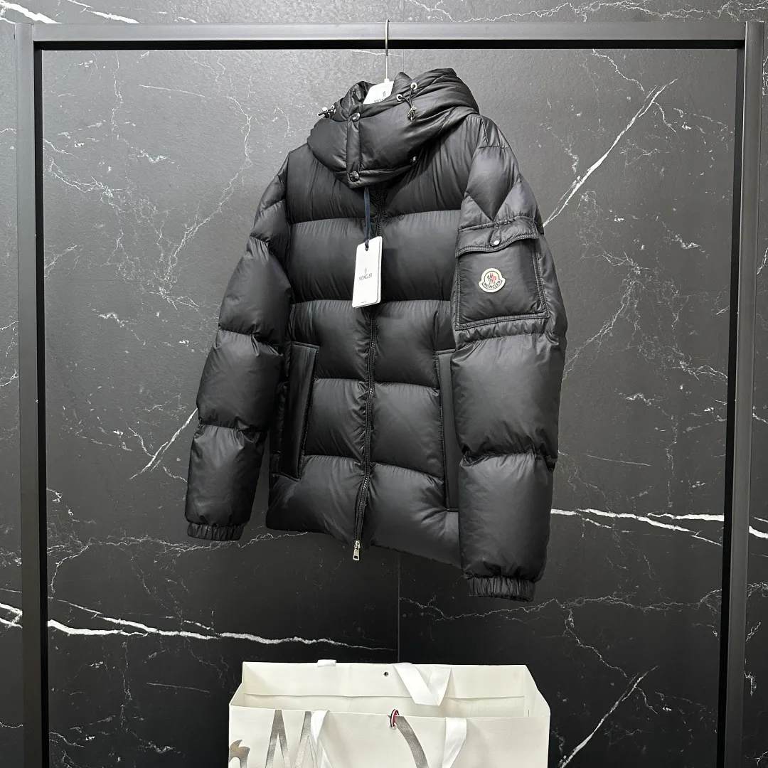 P860 𝑴𝒐𝒏𝒄𝒍𝒆𝒓｜Moncler/Moncler 25𝒔𝒔 Couyere new autumn and winter hooded [removable] light luxury fashion star's same style thickened down jacket for men and women T62# 𝑺𝒊𝒛𝒆：𝟭# 𝟮# 𝟯# 𝟰# 𝟱# Product color: black, silver gray