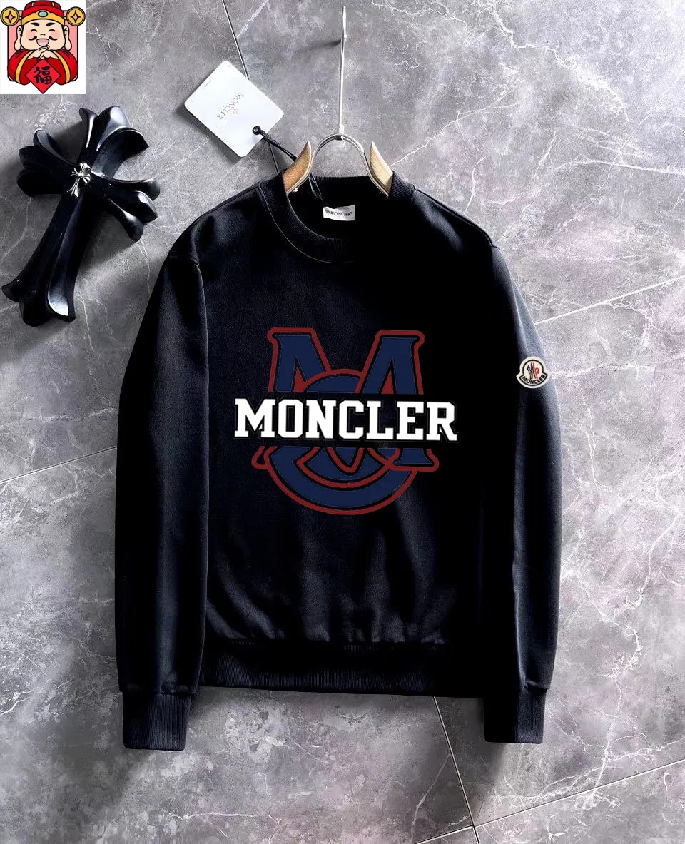 P200 💰 Brand [MONCLER] (good news for fat people) 2025ss spring latest long-sleeved round-neck sweatshirt, on sale simultaneously on the official website. Refreshing and breathable. Made of top Tencel Roman. Comfortable and soft. 3D stereoscopic clarity. Super fashion sense. Great gift for your own use. Size: M-5XL (can wear up to 220 pounds)