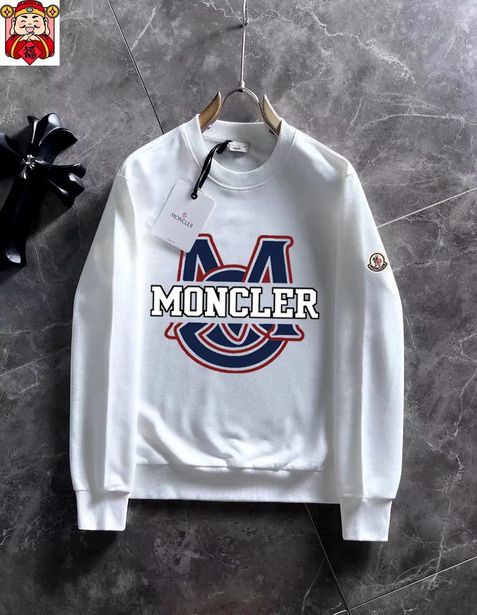 P200 💰 Brand [MONCLER] (good news for fat people) 2025ss spring latest long-sleeved round-neck sweatshirt, on sale simultaneously on the official website. Refreshing and breathable. Made of top Tencel Roman. Comfortable and soft. 3D stereoscopic clarity. Super fashion sense. Great gift for your own use. Size: M-5XL (can wear up to 220 pounds)