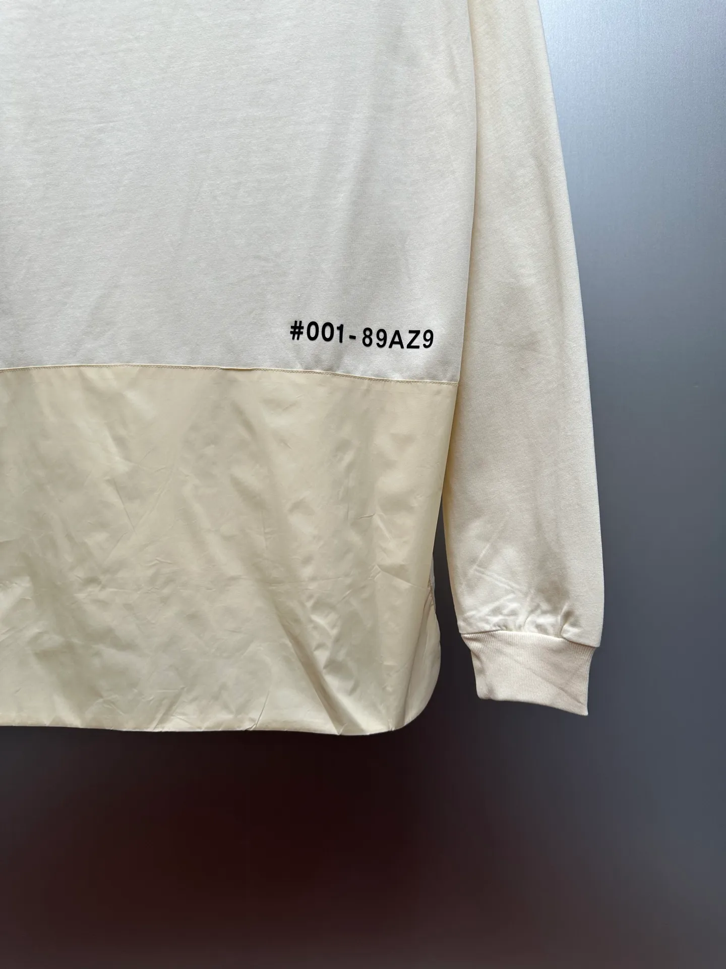 P360 MONCLER round neck logo long-sleeved cotton T-shirt. Authentic 4400 purchased and developed, 230g double-strand combed cotton, 1*1 rib, high temperature heat transfer, fabric splicing, fabric enzyme washing, customized 1:1 webbing, customized 1:1 trademark, loose fit size: S M L XL