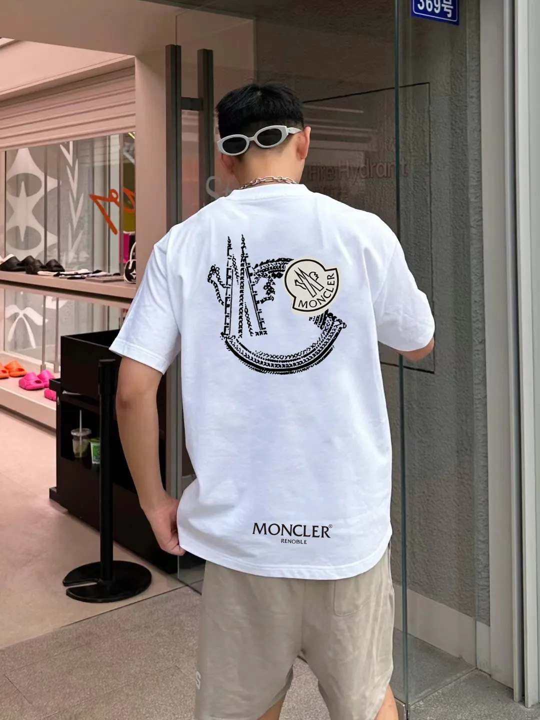 P140 [MONCLER] 2025FW short-sleeved T-shirt with badge + LOGO, high-end 26s double yarn 300g fabric, heavy fabric, custom stretcher rib, same cylinder and dye, complete three standards, same style for men and women, color: black, white, size: S M L XL 2XL