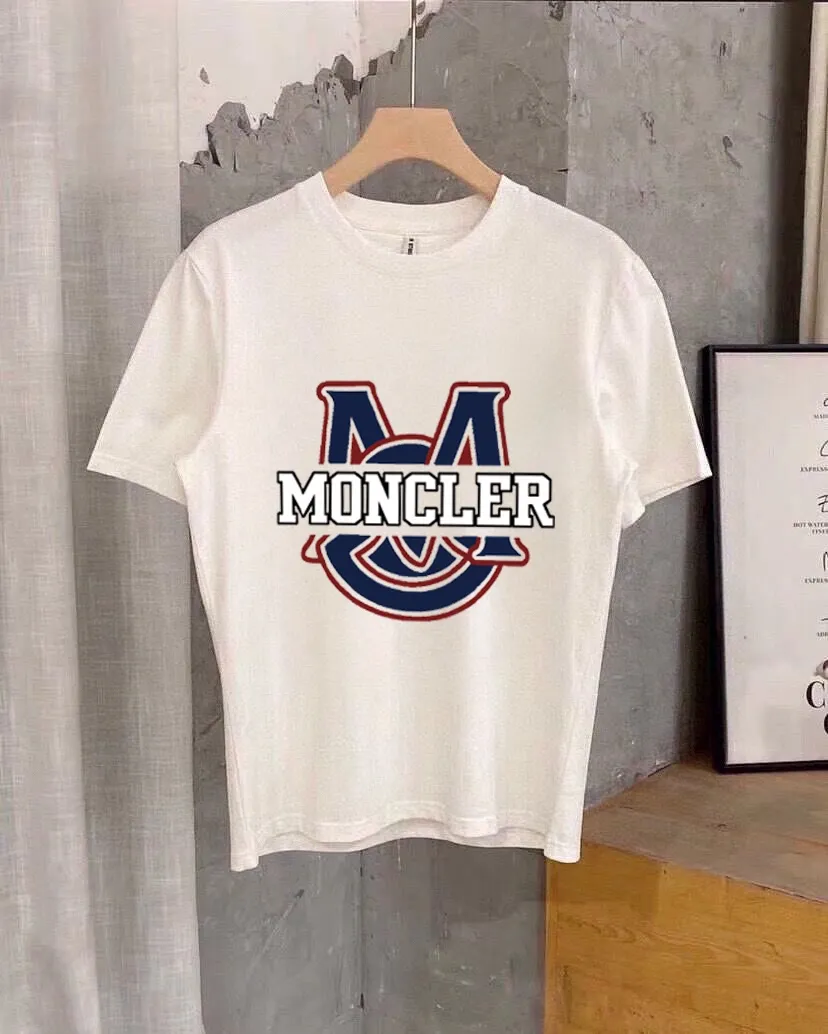 P330 [MONCLER] (Fat Man's Gospel) The same style as the 2025 official website. World-renowned luxury brand. Summer men's (double mercerized) high-quality 🐂 suit. It is made of imported original fabrics. It is a trendy style of the season and a versatile hit. Simple and elegant, precise workmanship allows you to be at the top of fashion. Size: M-5XL (can be worn up to 220 pounds)