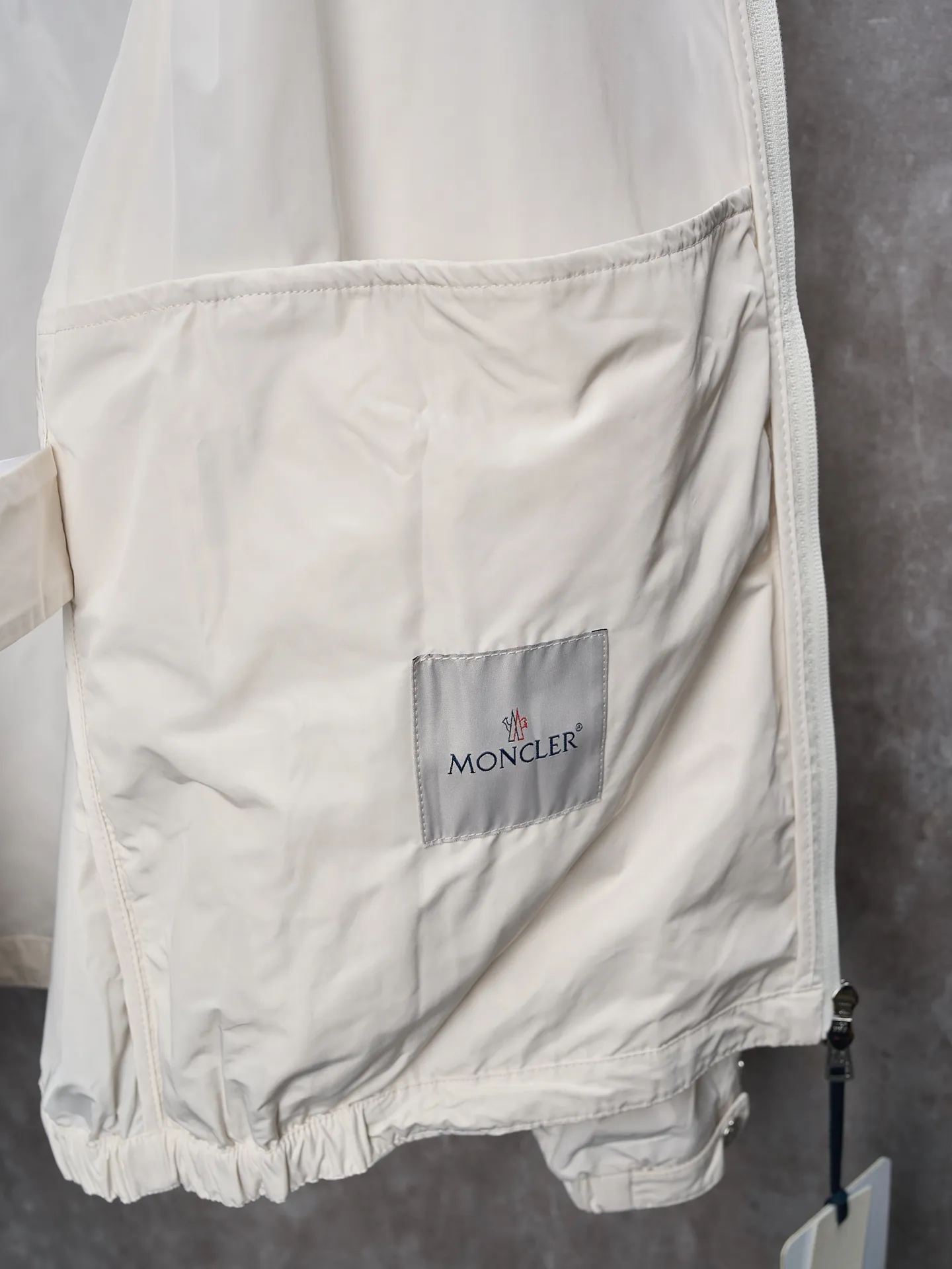 P540 Actual hanging auction] MONCLER/Maskled webbing trimmed light zipper jacket [Ready stock] 1 2 3 4