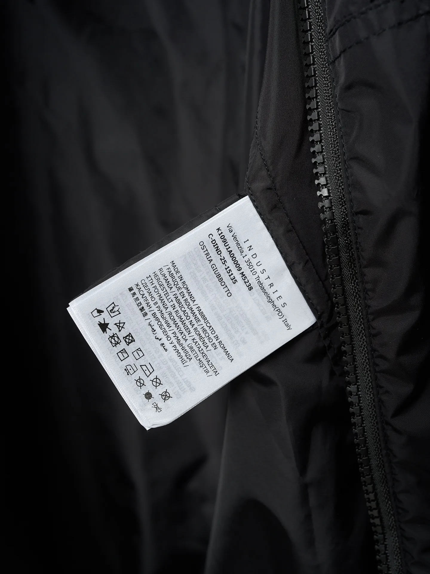 P480 Actual hanging auction] MONCLER/Mongolian × Hiroshi Fujiwara joint ultra-light jacket [Ready stock] 1 2 3 4