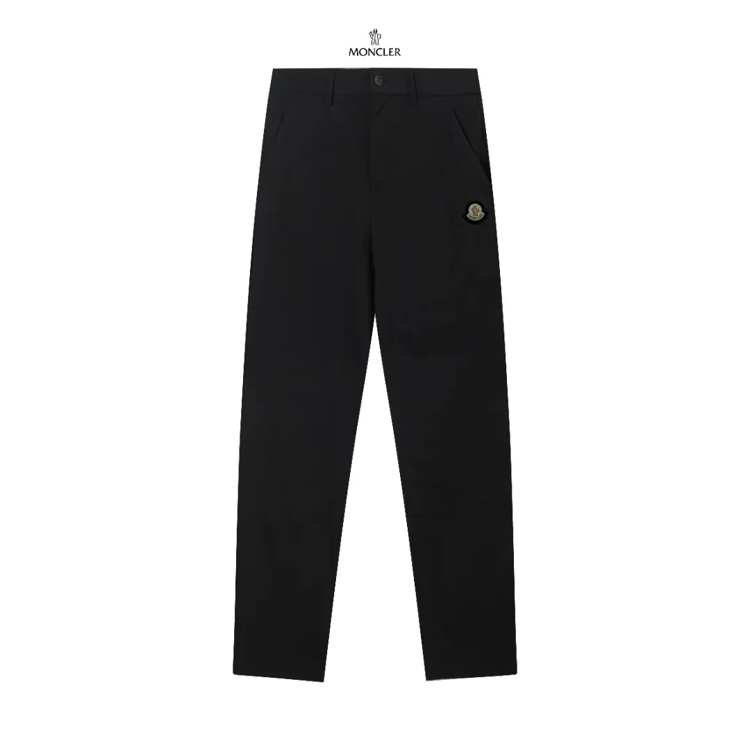P250 Moncler spring and summer new model, two-color high-quality thin business casual fashionable ice silk trousers. Smooth, comfortable, anti-wrinkle and traceless good trousers. 🗯Soft texture, slightly elastic to the touch, cool ice silk trousers. Waist elastic band, fashionable version design. 🗯 Neat and neat line routing, suitable for both business and leisure! It can be easily controlled by all body types. Two classic colors are available. 🗯New summer product. Versatile and easy to match. The upper body is very simple, handsome and stylish. Both men and women can easily control it. Color: Black Gray Size: M-XXXL