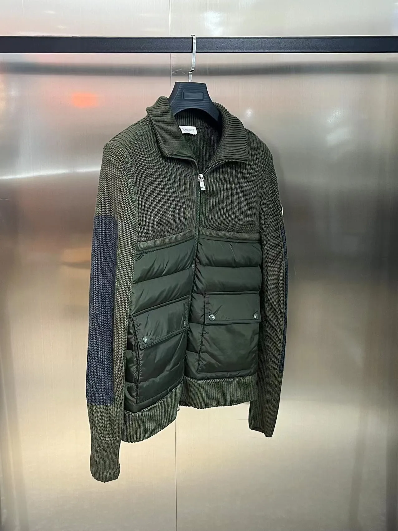 P680 Guangzhou high version Moncler Moncler knitted down solid color connecting zipper double pocket jacket thin coat black military green S M L XL
