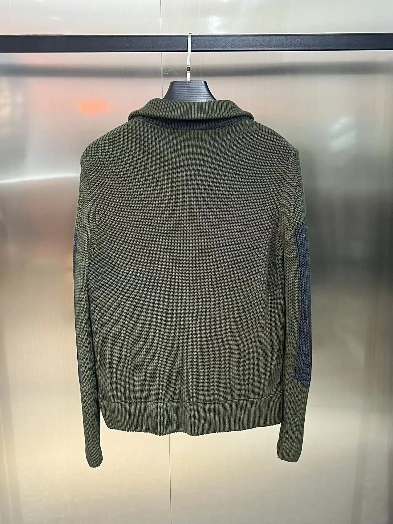 P680 Guangzhou high version Moncler Moncler knitted down solid color connecting zipper double pocket jacket thin coat black military green S M L XL