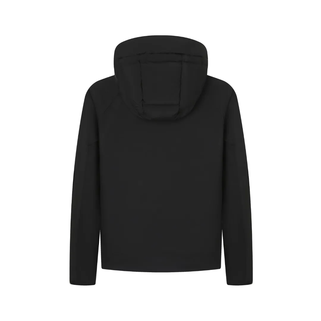 P720 25FW Moncler ✖️RICK OWENS co-branded down jacket Fabric material: The knitted part is woven from fine long-staple cotton single yarn.  Antistatic treatment: Avoid static electricity and dust absorption due to friction.  Anti-pilling treatment: special additives or processes are used to make fibers less likely to tangle into balls.   Peach skin treatment: perform more fine sanding to obtain an extremely delicate touch like the surface of a peach. At the same time, it is famous for its high-quality white goose down filling, which has excellent thermal insulation effect.  The abstract logo printing on the chest uses a combination of imported environmentally friendly glue technology and three-dimensional flocking - the main pattern uses fine glue to outline sharp lines, and the edges present a matte matte texture. The letters use micro-three-dimensional flocking technology. Deconstructive tailoring: Rick Owens' signature three-dimensional quilting technology combines laser cutting with hand-quilting to completely revolutionize the bulky feel of traditional down jackets. The slim silhouette combines sports functionality with the neat lines of high fashion.  Customized two-way YKK zippers, reflective strips on the brim, hidden snow skirt design, and even the cuff ribs are 3D woven, taking into account outdoor protection and a comfortable fit for daily wear.   Size: S M L XL