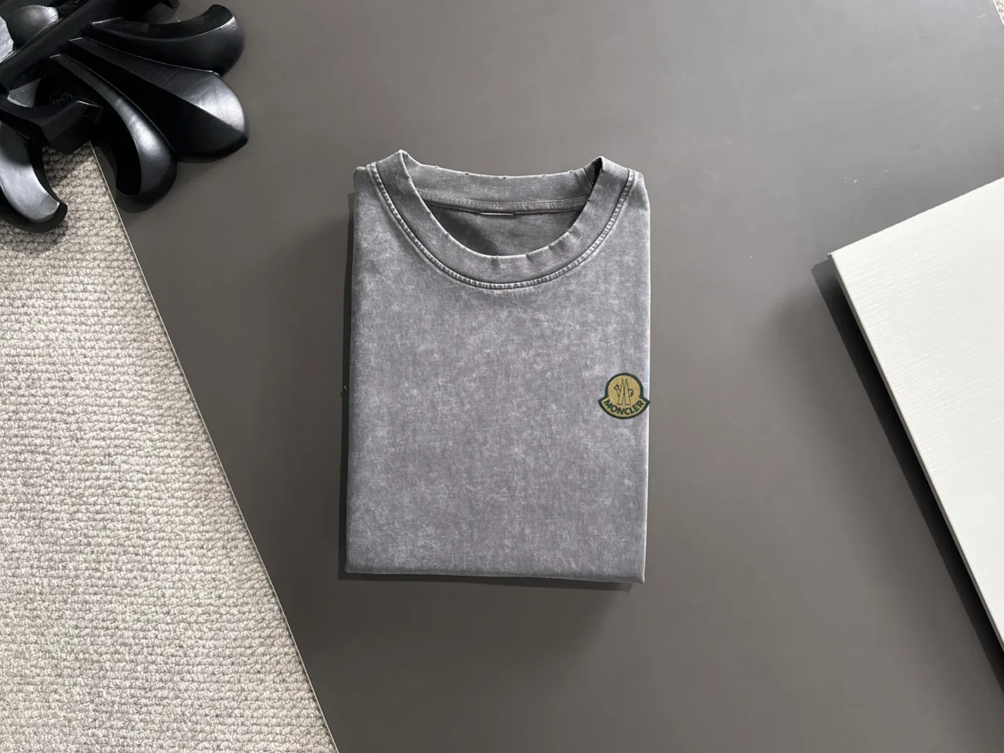 Next day shipping P460 MONCLER/Mongolian high quality 2025 spring and summer new casual heavy industry suit exclusively developed by yb! High quality production! Imported custom-made fabrics for foreign orders, with high breathability and comfort, impeccable details, brand element design concept, delicate and soft feel! It presents a casual cut and the upper body shape is great! On sale simultaneously on the official website! From a high-end men's positioning brand, the low-key luxury taste is irresistible! Exquisite workmanship and impeccable quality! The overall style is simple, fashionable and timeless, fully meeting the requirements of stylish and tasteful dressing! Size: S-XXL