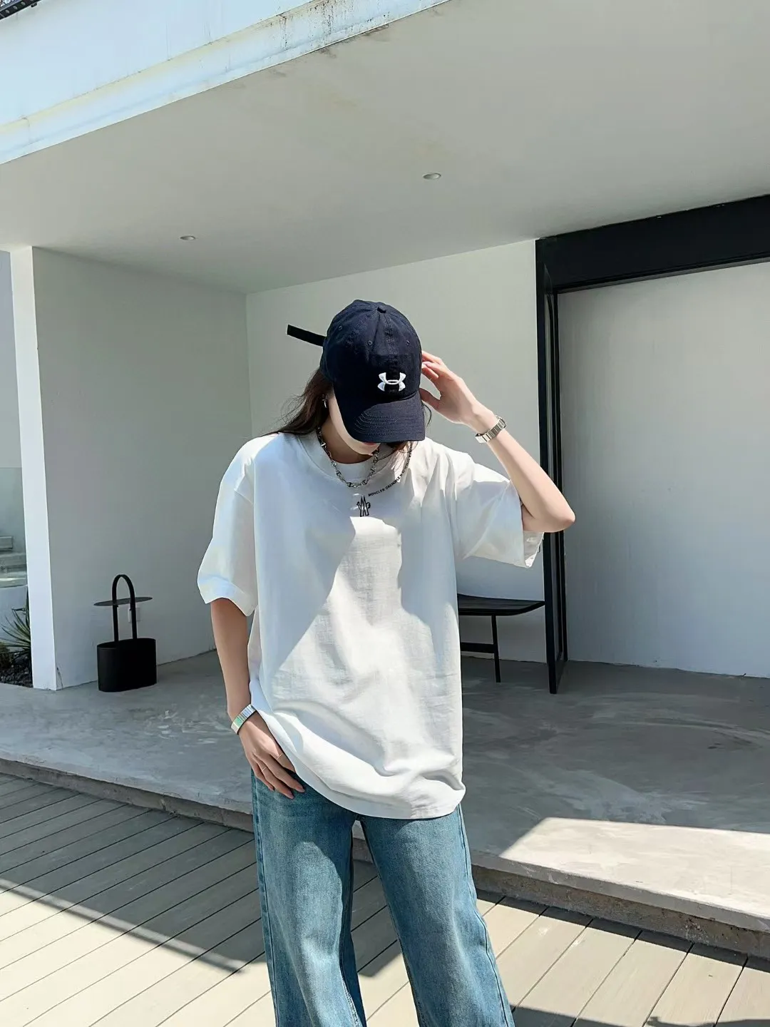 P140 🔥[MONCLER] 2025FW short-sleeved T-shirt, badge + LOGO printing, high-end 26s double yarn 300g fabric, heavy fabric, custom stretcher rib, same vat and dye, complete three standards, same style for men and women, color: black, white, size: S M L XL 2XL