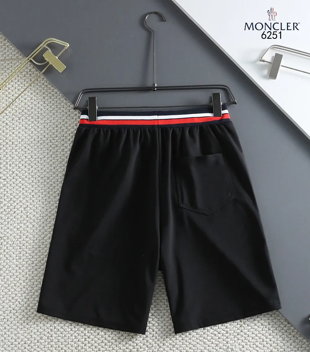 P210 🌸🌸 Moncler 2025 spring and summer new trousers [knitted trousers] feel comfortable to wear, low-key yet luxurious, very high-end, with pockets designed to be fashionable and high-end. Needless to say, the trousers style and tailoring needless to say, the upper body is exquisite and vivid. Really first-class and top-quality materials. Really top-level casual pants and elastic pants, of outstanding quality. After heavy washing, the trousers are very soft and not picky. The upper body is absolutely stylish. Extremely luxurious. Size:M-4XL