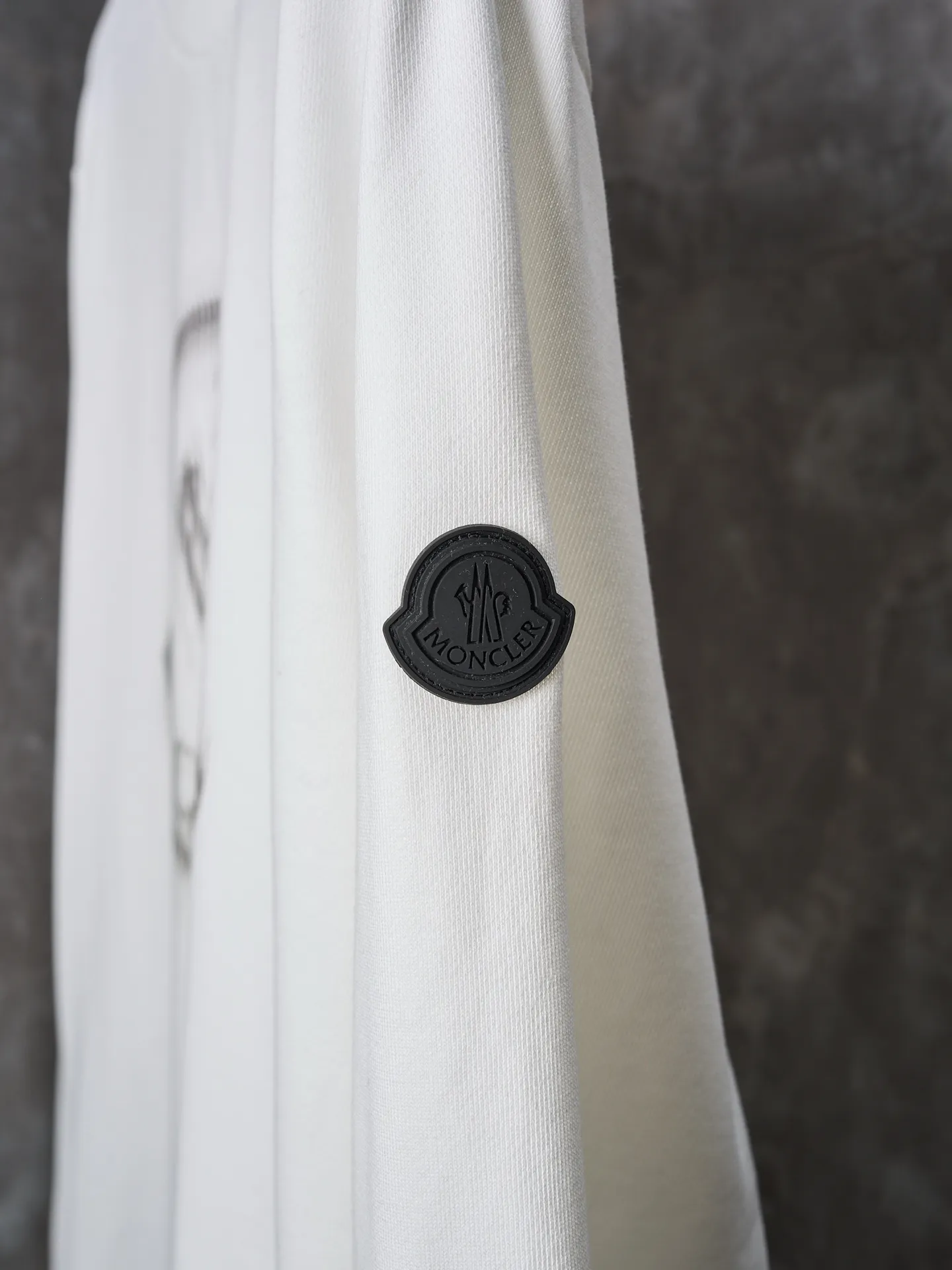 P330 Actual hanging auction] MONCLER/muzzled fuzzy printed casual round neck long-sleeved sweatshirt [Ready stock] S M L