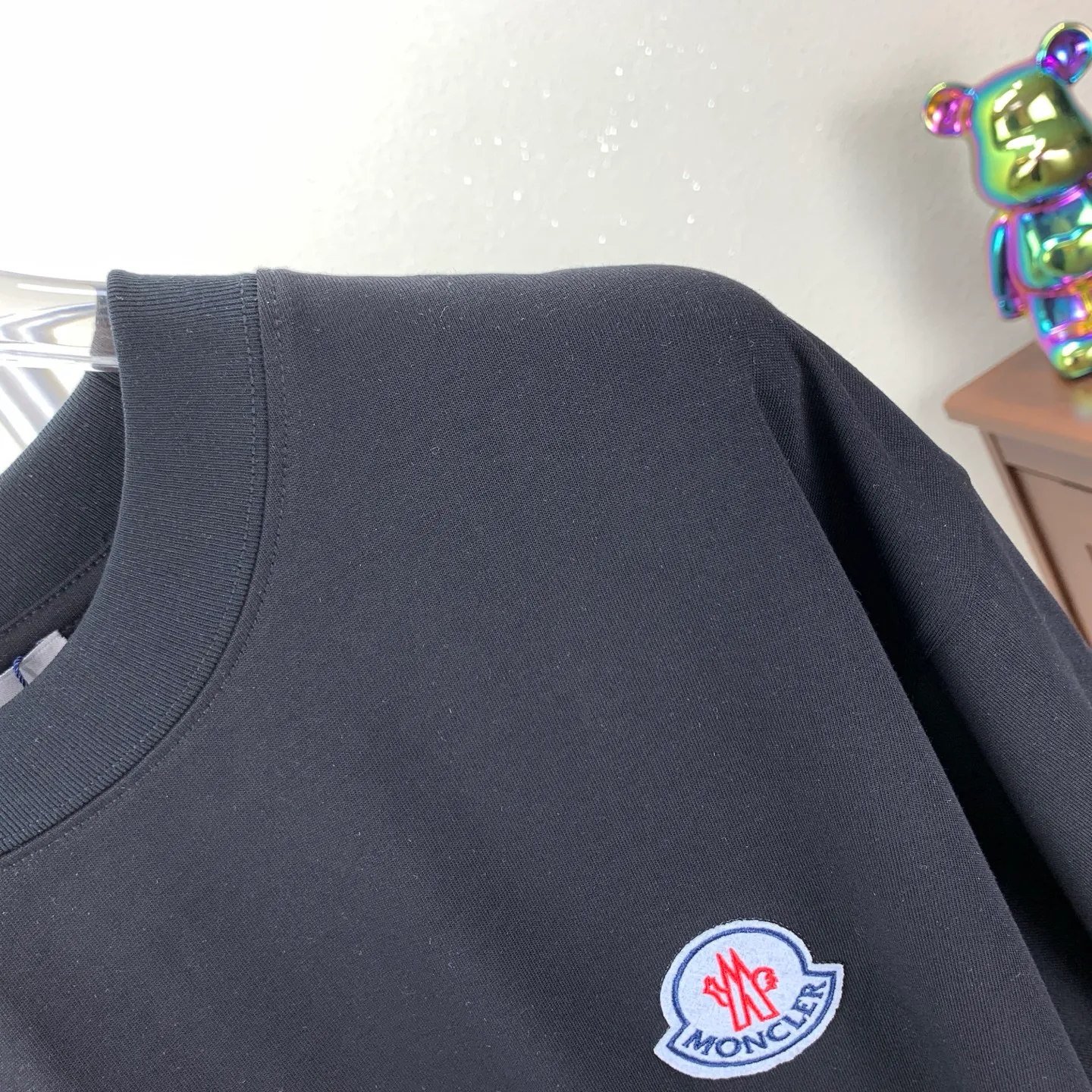 P170 MONCLER 2025 spring and summer new model, trendy hollow patch embroidery, round neck short-sleeved T-shirt, fashionable men and women, S M L XL XXL five sizes black white