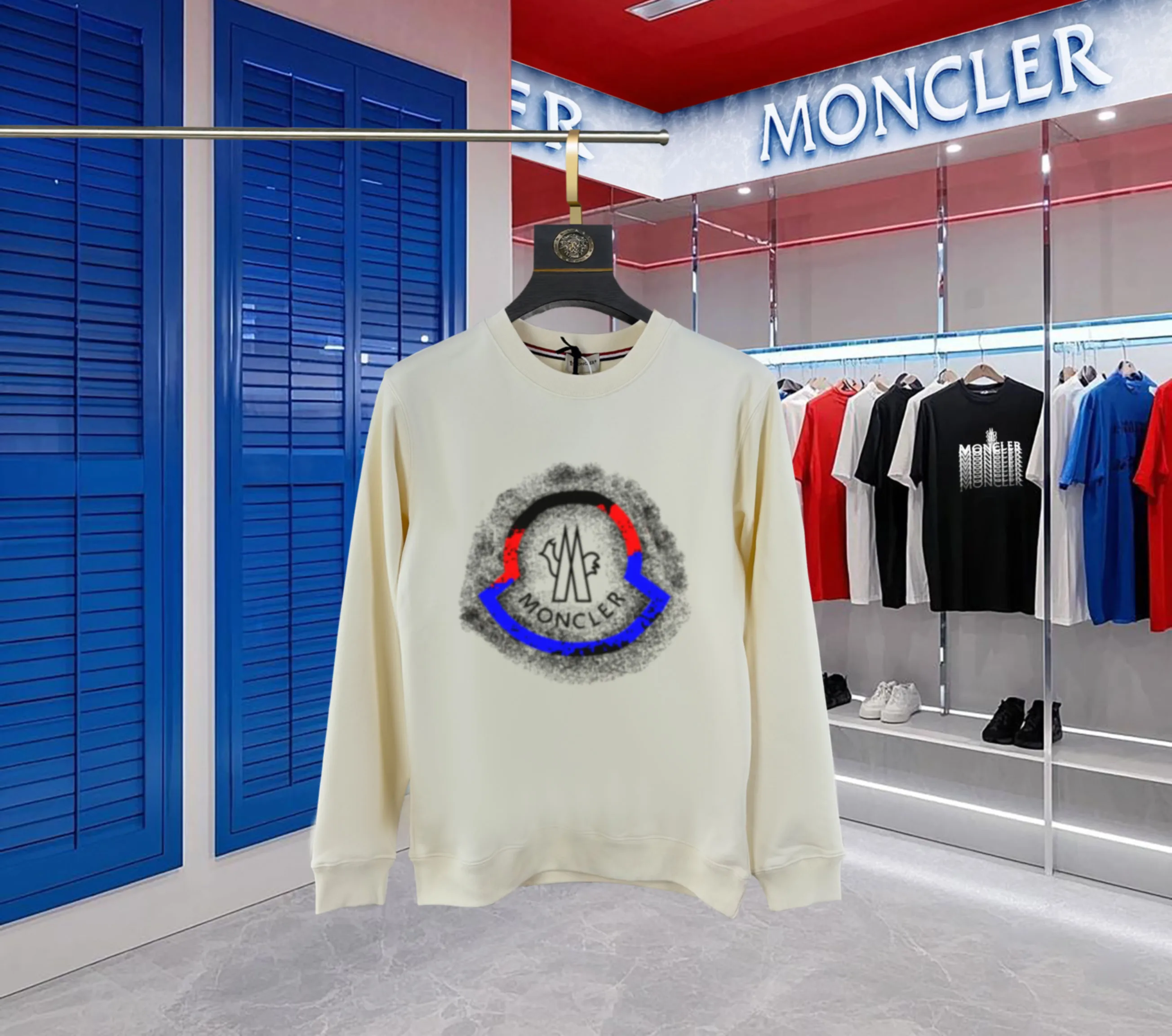 P210 High-version sweatshirt) [Long-term stock] 〖𝐌𝐎𝐍𝐂𝐋𝐄𝐑~Mask〗 Made of 440g heavy-weight fabric. It is different from the market currency. It can be matched with any variety and is properly handsome. 😎The whole dress is made of double waistcoats. The double waistcoats make the whole dress more three-dimensional. Not ordinary factories can do such fine work. 2025 Spring runway version of the T stage, on sale at the counter, round neck terry sweatshirt, high-end double-strand pure cotton, custom-made stretch ribs, dyed in the same vat, complete with three standards, matched with exquisite embroidered LOGO on the chest, simple and advanced, same style for men and women. Color: black, apricot, white, size: S M L XL 2XL
