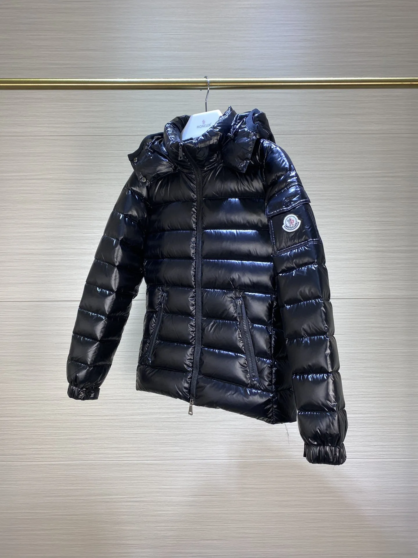 P720 Monc1er/Mask Baby series Faye Wong's same style women's short down jacket Popular classic Star Faye Wong's same style moncler women's short down jacket baby series black 12345
