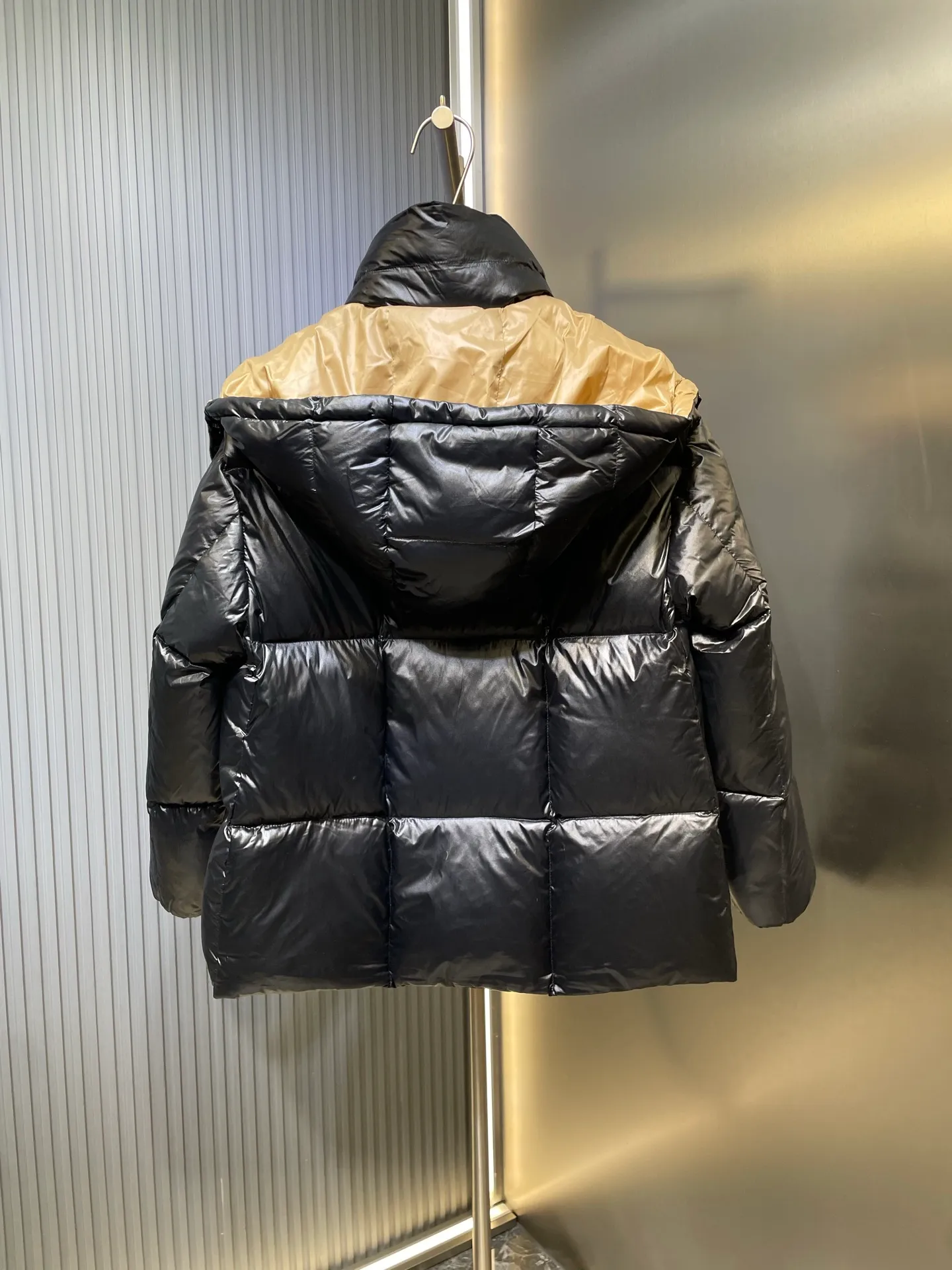 P900 moncler 🌟Co-branded down jacket, special grade, original customized hardware accessories, all imported and original customization, welcome to compare, absolutely high quality, using top-grade 90 white duck down, super soft, full and fluffy, super heavy-duty, fabric workmanship, perfect version, note that the fabric is super comfortable, exclusive model, non-market product, size: 0123