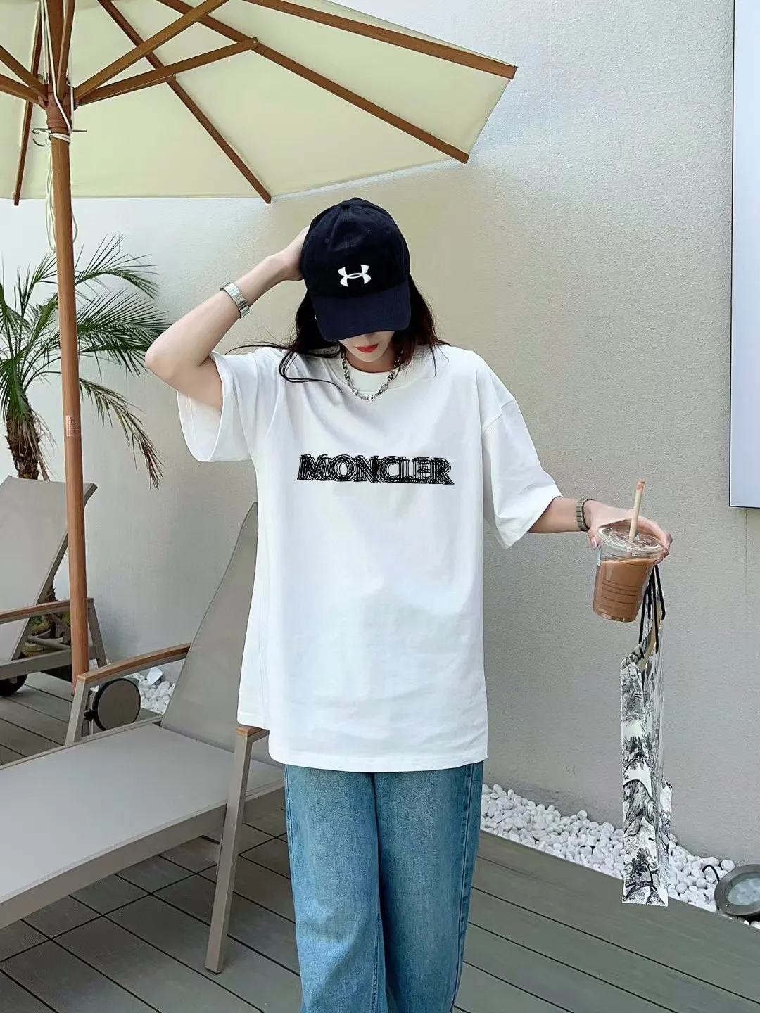P140 🔥[MONCLER] 2025FW short-sleeved T-shirt emblem + ghost LOGO high-end 26s double yarn 300g fabric heavy fabric custom stretcher rib dyed in the same cylinder complete three standards same style for men and women Color: Black White Size: S M L XL 2XL