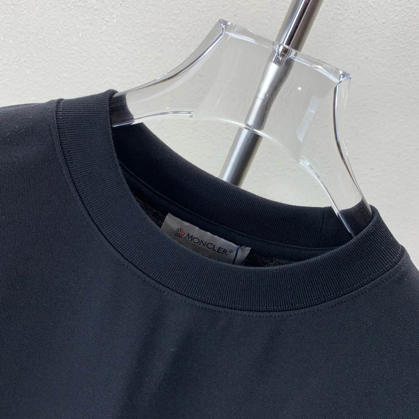 P180 MONCLER 2025 spring and summer new style, personalized denim embroidery, round neck short-sleeved T-shirt, fashionable men and women, S M L XL XXL five sizes black white