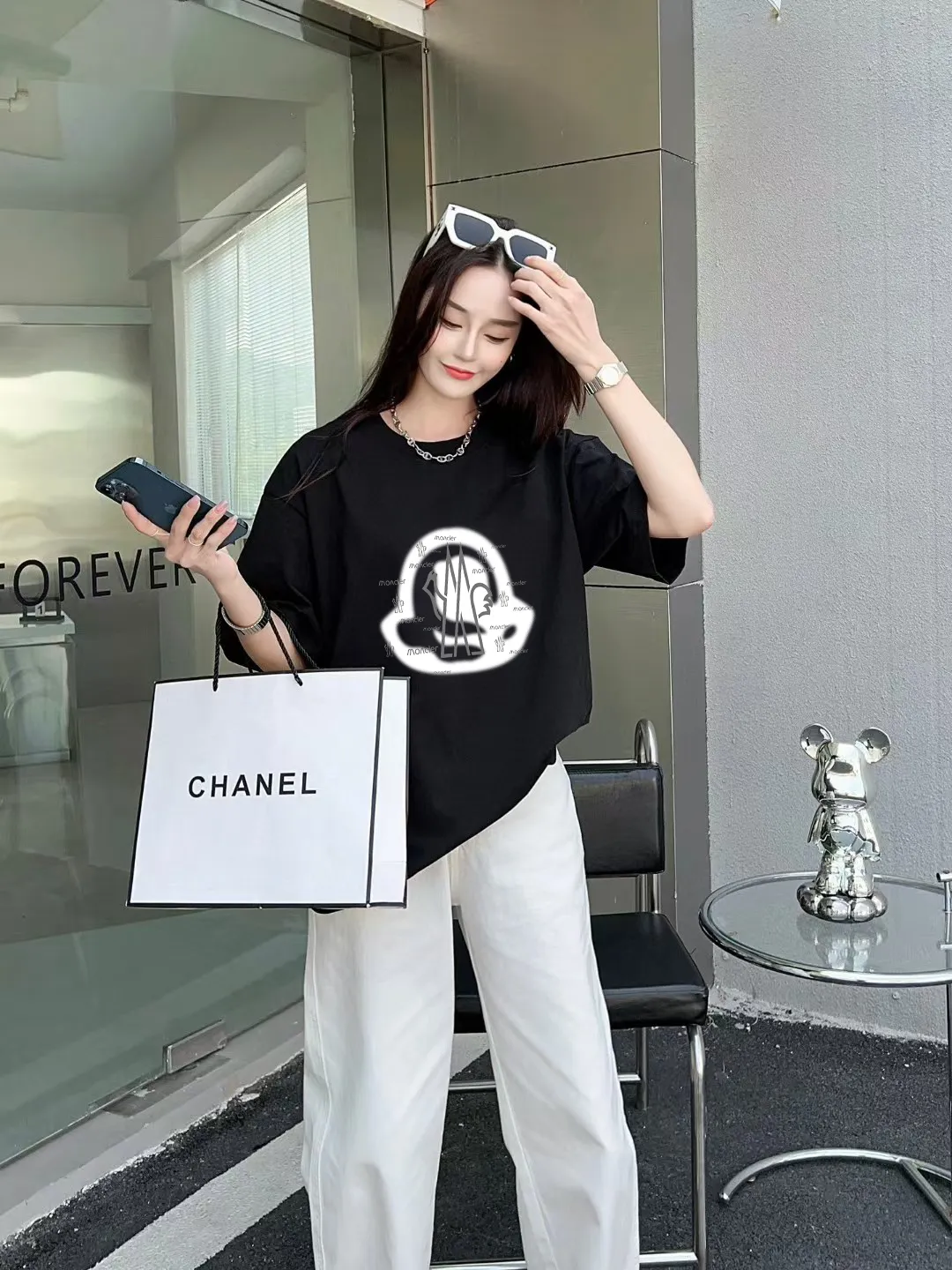 P140 🔥[MONCLER] 2025FW short-sleeved T-shirt, badge + LOGO printing, high-end 26s double yarn 300g fabric, heavy fabric, custom stretcher rib, same vat and dye, complete three standards, same style for men and women, color: black, white, size: S M L XL 2XL