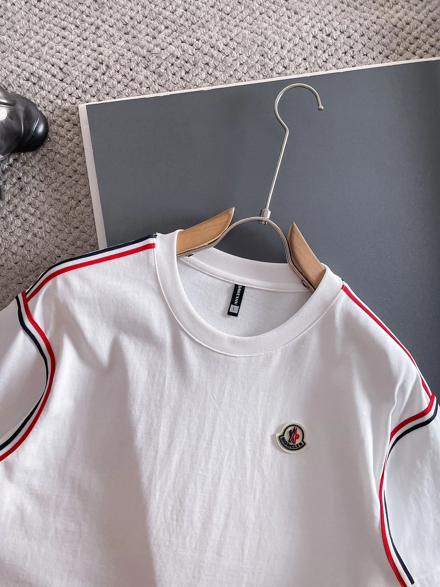P570 Brand [MONCLER Mouth Covered] 2025 round neck short-sleeved shorts suit. The pure cotton fabric upper body will not be stuffy, the smooth and comfortable skin-friendly effect is more breathable, the fabric has its own texture, classic logo technology, a new interpretation from a unique angle, fashionable and versatile choice! Size: M-3XL (maximum wear: 190 pounds)