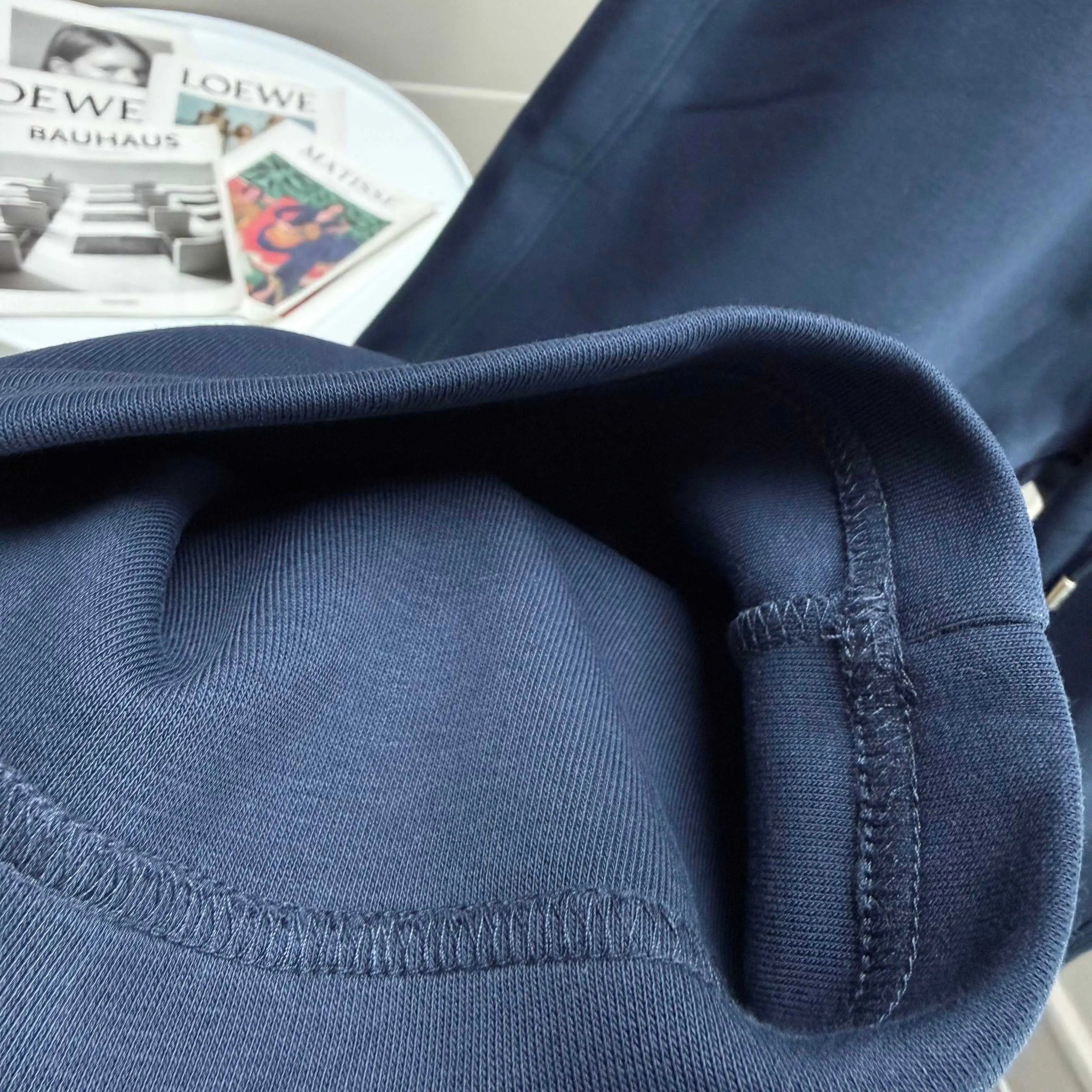 P310 MONCLER* Mouthless 2025 new autumn embroidered classic flat-legged casual sweatpants, same style for men and women. The fabric is made of 380g high-density double-sided Chinese custom fabric. No deformation, no shrinkage, three-dimensional drape. Color: black, navy blue, size: M-XXXL