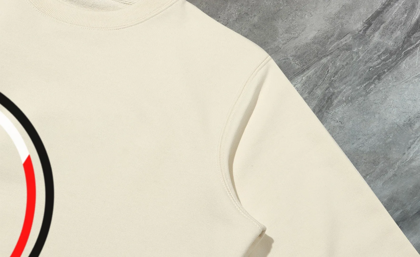 P210 version of sweatshirt) [Long-term stock] 〖𝐌𝐎𝐍𝐂𝐋𝐄𝐑~Mask〗 Made of 440g heavy-weight fabric, which is different from the market currency, and can be matched with any variety to make it look handsome😎The whole dress is made of double waistcoats. The double waistcoats make the whole dress more three-dimensional. Not ordinary factories can do such fine work 2025 Spring catwalk version of the T stage, on sale at the counter, exquisitely printed round neck terry sweatshirt, high-end double-ply cotton, custom-made stretch ribs, dyed in the same vat, complete with three standards, matched with digital printing patterns and very breathable, same style for men and women, color: black, white, apricot, size: S M L XL 2XL