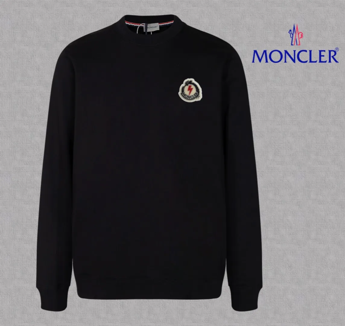 P210 High-version sweatshirt) [Long-term stock] 〖𝐌𝐎𝐍𝐂𝐋𝐄𝐑~Mask〗 Made of 440g heavy-weight fabric. It is different from the market currency. It can be matched with any variety and is properly handsome. 😎The whole dress is made of double waistcoats. The double waistcoats make the whole dress more three-dimensional. Not ordinary factories can do such fine work. 2025 Spring runway version of the T stage, on sale at the counter, round neck terry sweatshirt, high-end double-strand pure cotton, custom-made stretch ribs, dyed in the same vat, complete with three standards, matched with exquisite embroidered LOGO on the chest, simple and advanced, same style for men and women. Color: black, apricot, white, size: S M L XL 2XL