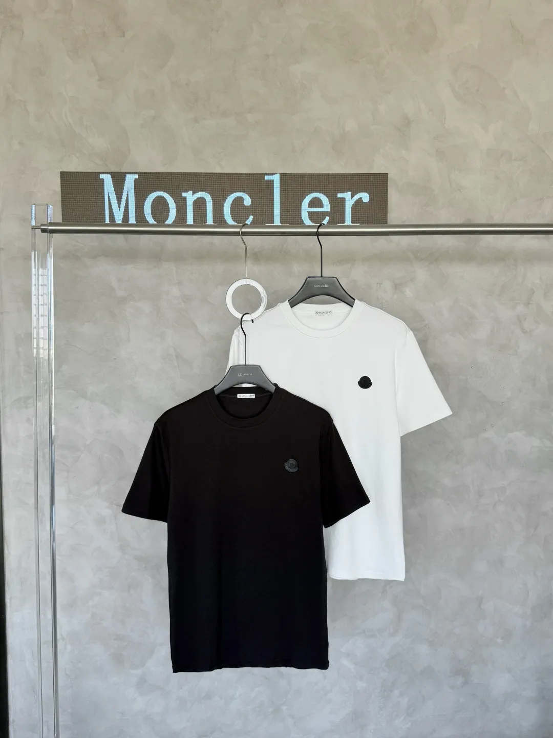 P160 2026 new Moncler men's clothing, classic solid color short-sleeved T-shirt with small label, 280 cotton, soft, comfortable and skin-friendly fabric, s—xxl