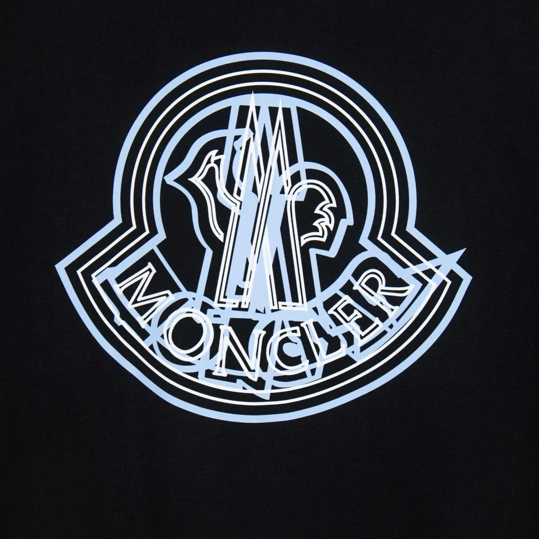 P190 zp version [exclusive supply] MONCLER/muzzled 300g round neck short-sleeved T-shirt brand classic ghosting offset printing letter LOGO embossing process official synchronization high version high quality fashionable personality versatile trend pure original quality original fabric hang tag collar label washed wheat complete three standards color: black. white. size: S M L XL XXL number: WS10009