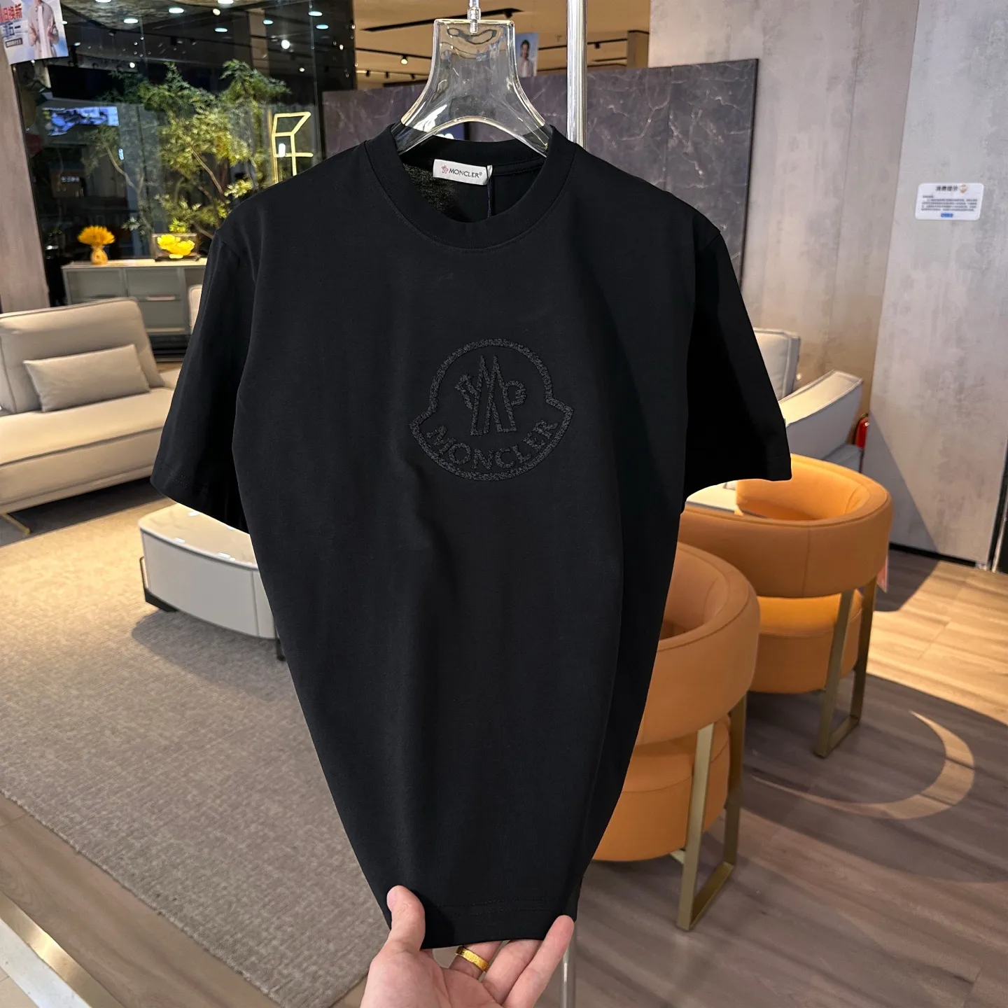 P190 🌸 Moncler 25ss new men's round neck short-sleeved T-shirt, high version, high quality, 270g🔥 Selection of high-quality high-end fabrics, fine workmanship, unique design, produced by OEM, very classy when given as a gift, breathable, comfortable to the touch, color: picture color code number S, M, L, xL, xxL