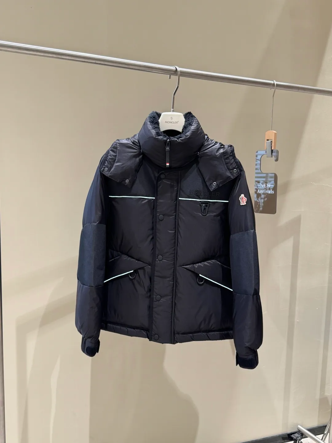 P1700 𝑴𝒐𝒏𝒄𝒍𝒆𝒓｜Moncler/Moncler 25𝒔𝒔 Albiez double fabric splicing with reflective strips limited ski wear light luxury fashion multifunctional down jacket for men and women #T39# 𝑺𝒊𝒛𝒆：𝟭# 𝟮# 𝟯# 𝟰# 𝟱# Product color: black