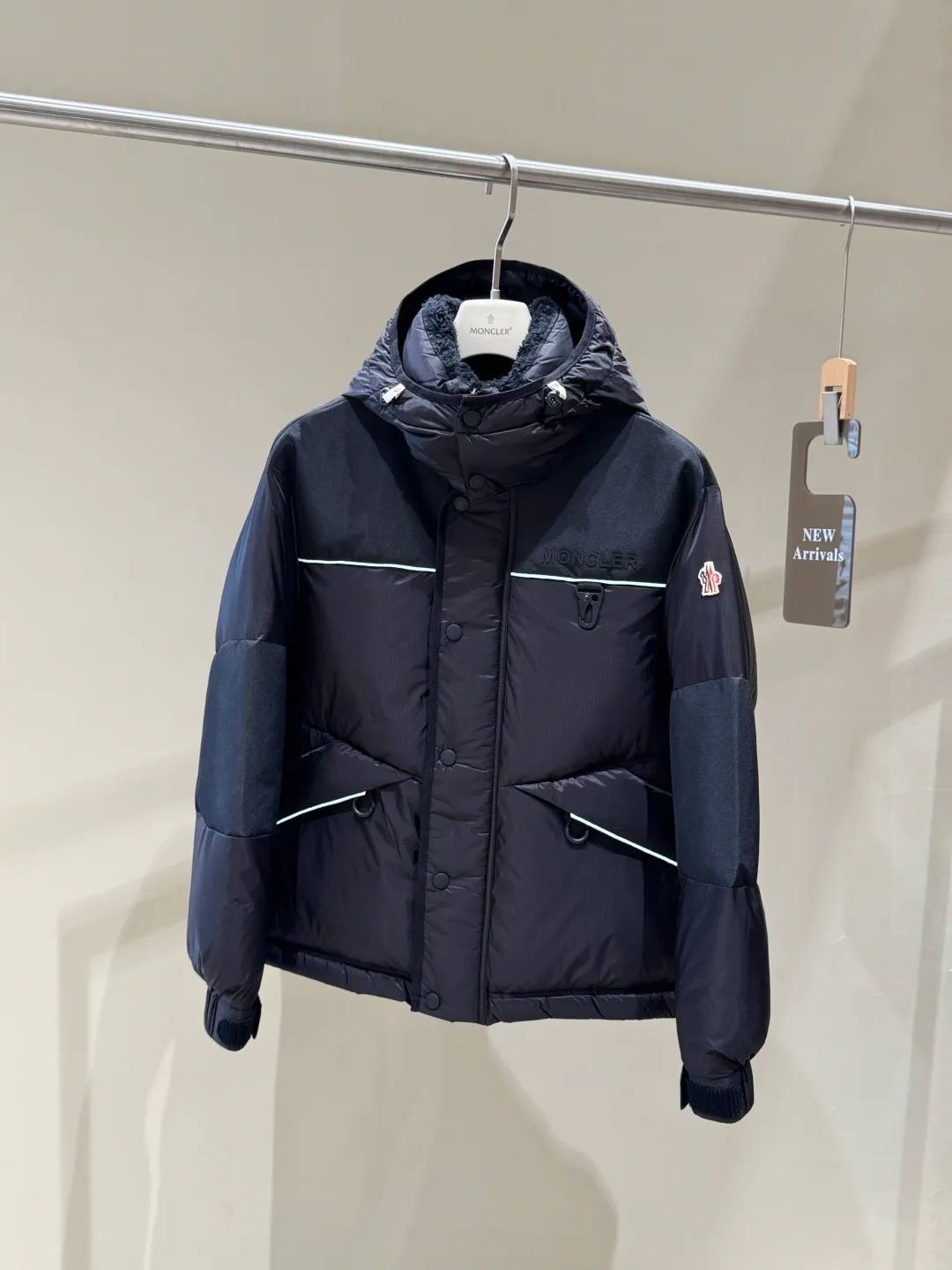 P1700 𝑴𝒐𝒏𝒄𝒍𝒆𝒓｜Moncler/Moncler 25𝒔𝒔 Albiez double fabric splicing with reflective strips limited ski wear light luxury fashion multifunctional down jacket for men and women #T39# 𝑺𝒊𝒛𝒆：𝟭# 𝟮# 𝟯# 𝟰# 𝟱# Product color: black