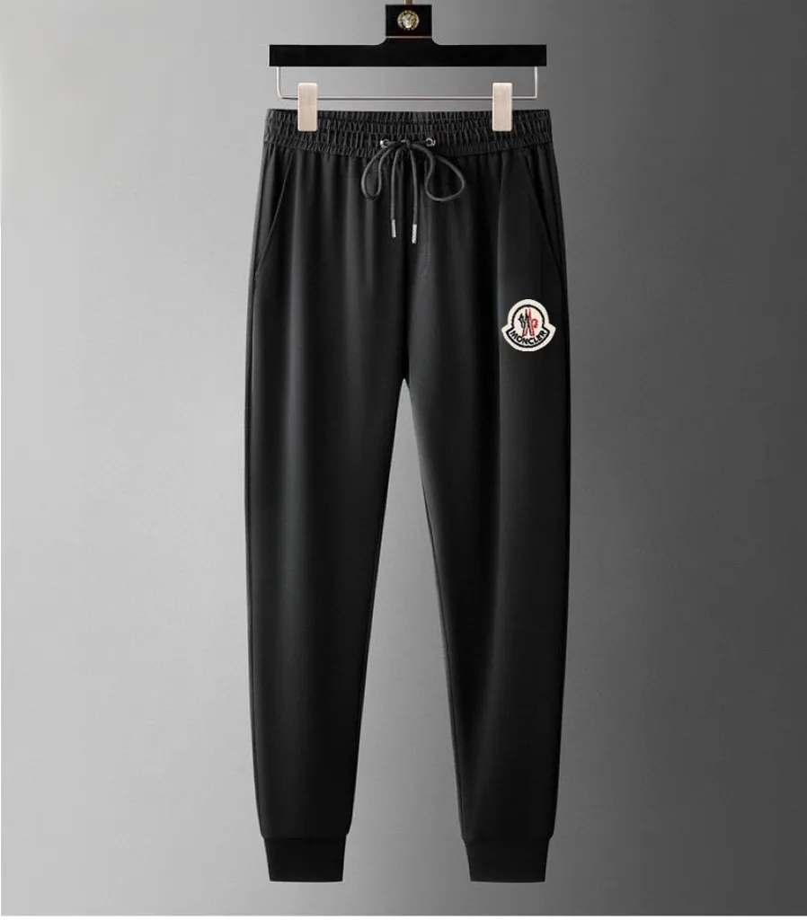 P330 [MONCLER Mouth Mouth] (Fat Man's Gospel) The same style as the 2025 official website. World-renowned luxury brand. Summer men's (double mercerized) high-quality 🐂 suit. It is made of imported original single fabrics. It is a fashion trend of the season and a versatile hit. Simple and elegant, precise workmanship allows you to be at the top of fashion. Size: M-5XL (can be worn up to 220 pounds)