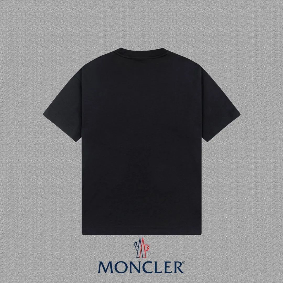 P140 🔥 [MONCLER] 2025FW short-sleeved T-shirt with badge + LOGO, high-end 26s double yarn 300g fabric, heavy fabric, custom stretcher rib, same vat and dye, complete three standards, same style for men and women, color: black, white, size: S M L XL 2XL