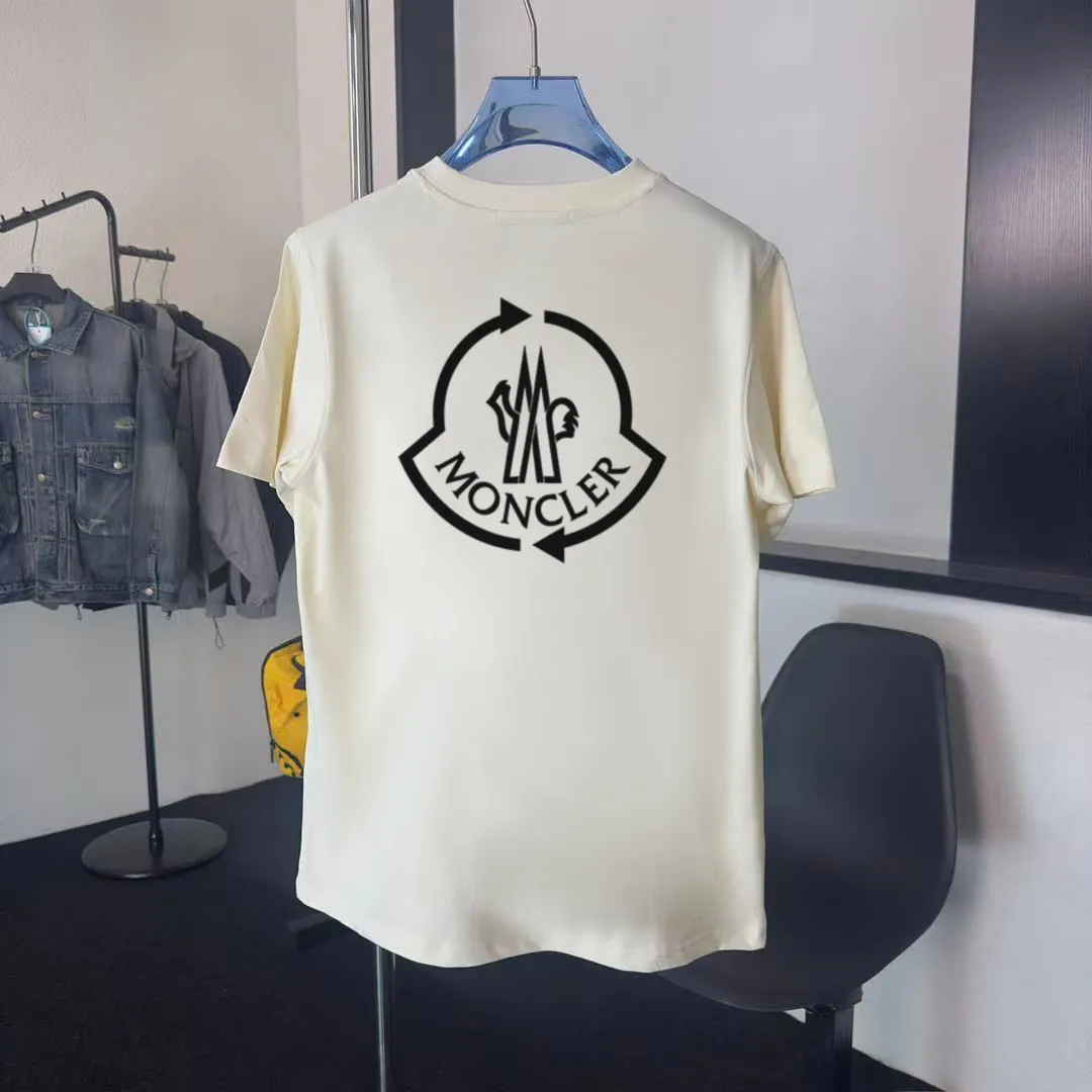 P140 Upgraded version "Mobile phone smart sensor ~ NFC chip armband ~ Direct access to the official website for anti-counterfeiting" "Moncler ~ Mouth Mouth" 2025 new high-quality round neck short-sleeved T-shirt. The cuffs have imported embroidered labels. Customized dyeing, very comfortable to touch. Super versatile and good-looking short-sleeved. Complete with three labels. Non-market ordinary version. Feel free to compare. Quality is absolutely guaranteed! ‼ First of all, this original fabric is all custom-woven with 32-count double yarn fabric, 250G, and the weight is the same‼ Fine workmanship, double waistcoat method, double waistcoat method, double waistcoat method makes the whole dress more three-dimensional, which is not a craft that ordinary T-shirts can achieve🤪 Size: S-M-L-XL-2XL Color: black, white, apricot, same style for men and women