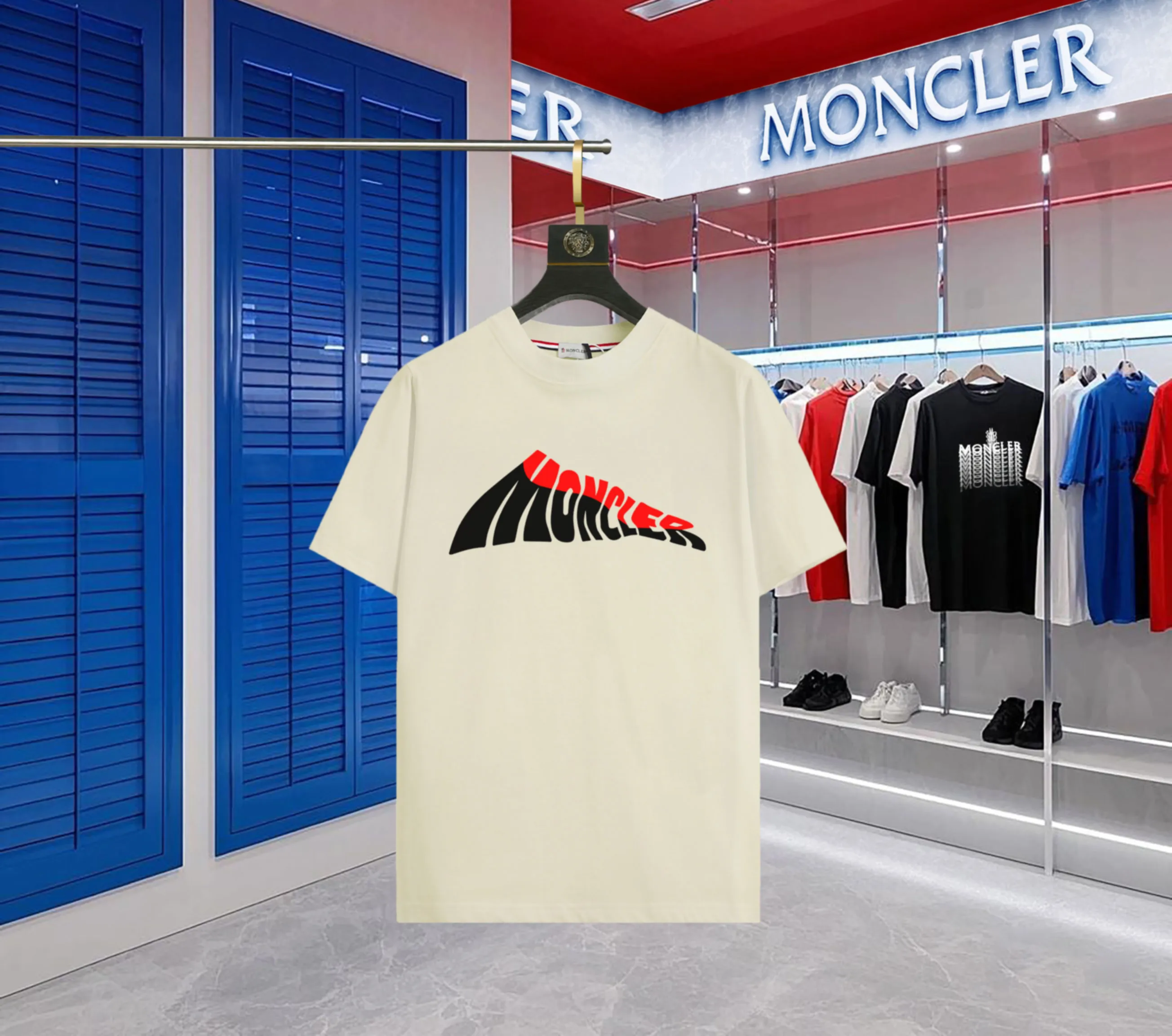 P140 💰Upgraded version "Mobile phone smart sensor ~ NFC chip armband ~ direct access to the official website for anti-counterfeiting" "Moncler ~ Mouth Mouth" 2025 new high-quality round neck short-sleeved T-shirt. The cuffs have imported embroidered labels. Customized dyeing, very comfortable to touch. Super versatile and good-looking short-sleeved. Complete with three labels. Non-market ordinary version. Feel free to compare. Quality is absolutely guaranteed! ‼ First of all, this original fabric is all custom-woven with 32-count double yarn fabric, 250G, and the weight is the same‼ Fine workmanship, double waistcoat method, double waistcoat method, double waistcoat method makes the whole dress more three-dimensional, which is not a craft that ordinary T-shirts can achieve🤪 Size: S-M-L-XL-2XL Color: black, white, apricot, same style for men and women