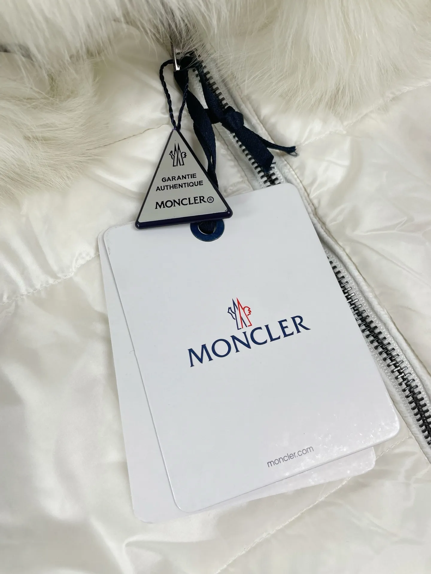 P970 (high version) Moncler-MONCLER Boed women's short waisted fur collar hooded down jacket Size:0-3